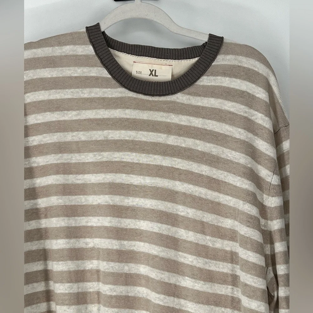 BANANA REPUBLIC HERITAGE LINEN  PULLOVER STRIPED SWEATER TAN AND WHEAT CREW NECK